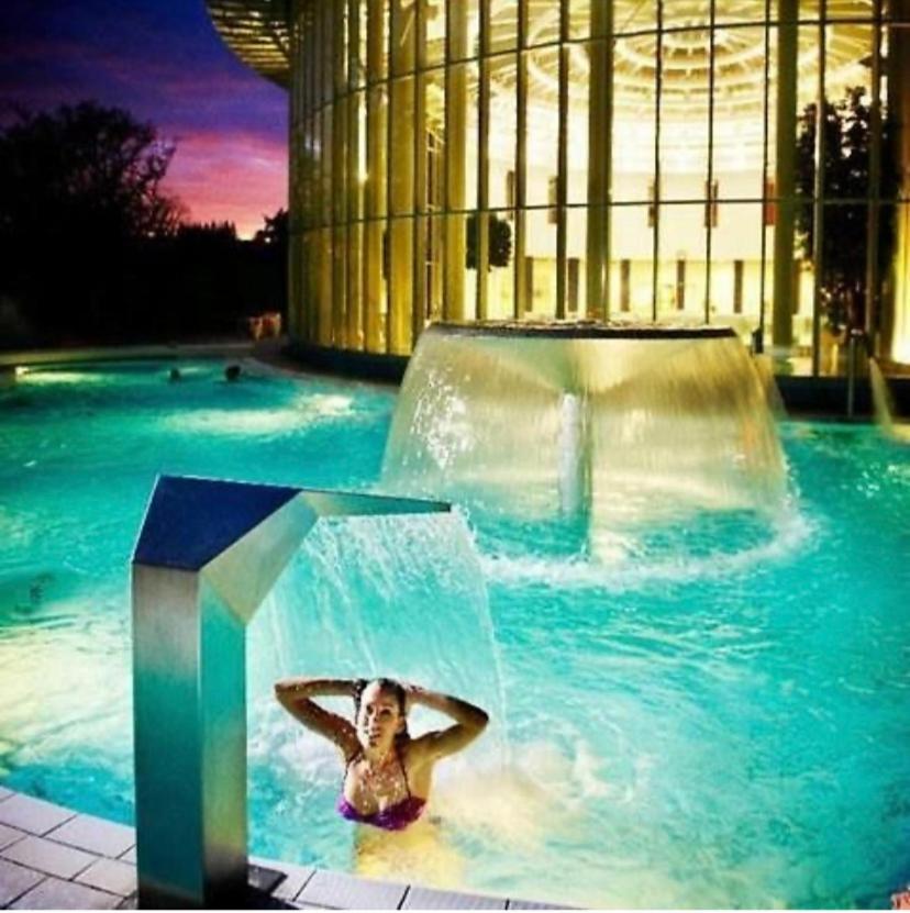 Aux Pieds Des Thermes Spa Zewnętrze zdjęcie